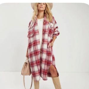 New with Tags - Feeling plaid pocket button down - Small